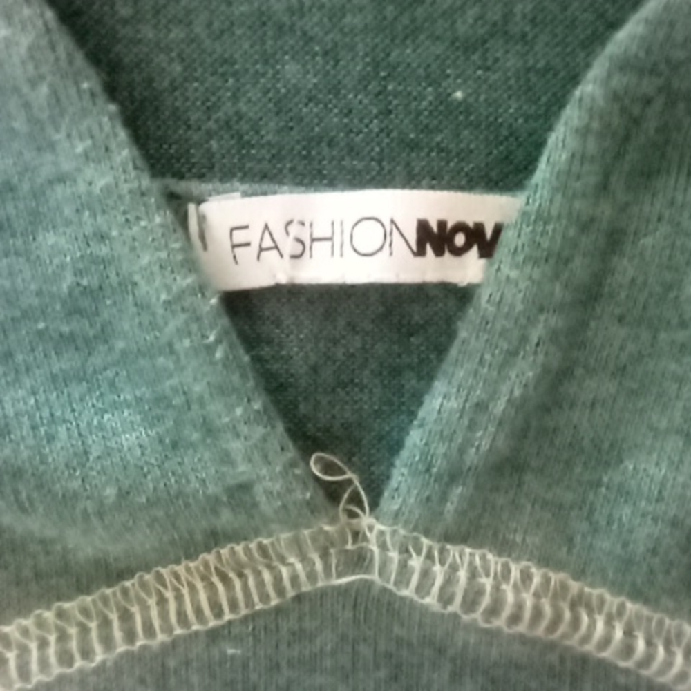 Clothes - Picture 3 of 4